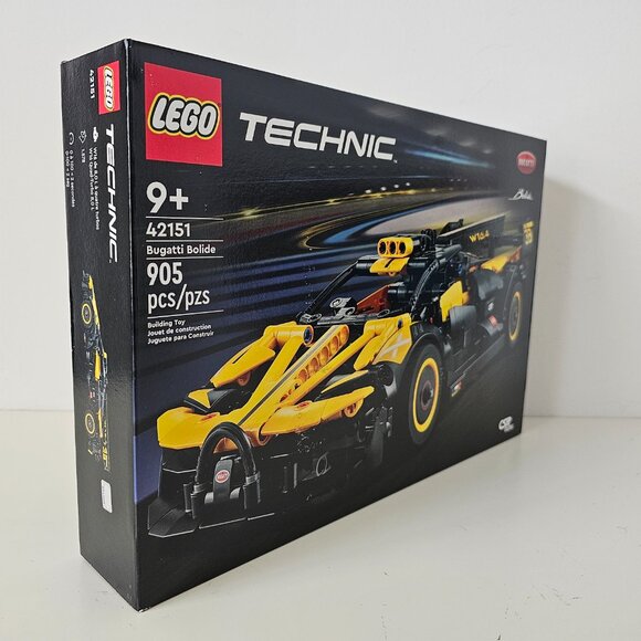 LEGO 42151 Bugatti Bolide 905 pcs - Factory Sealed & Authentic - Picture 2 of 9